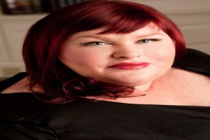 Photo of author Cassandra Clare